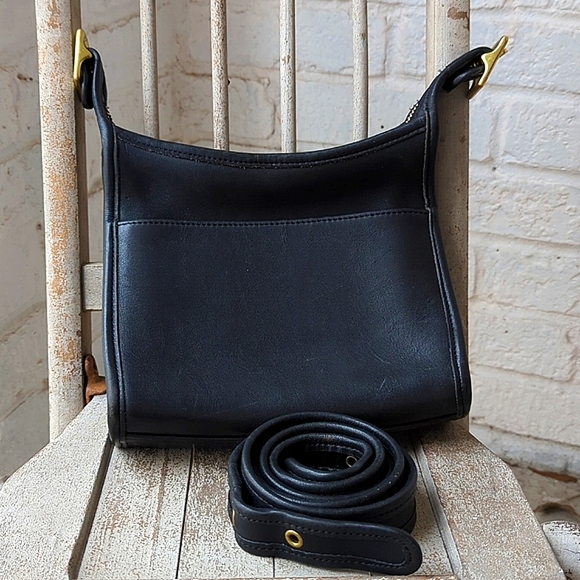 Vintage COACH small Legacy Crossbody bag w Sparkly Star Coach bag tag - Picture 9 of 16